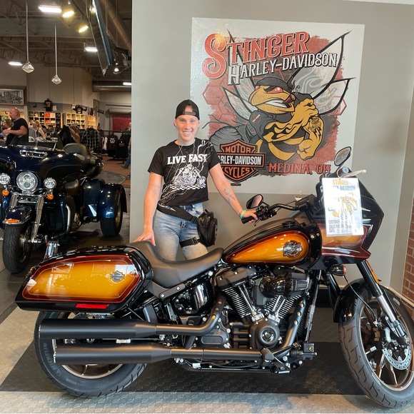 Meet your Posher, Shelby - Picture 5 of 12